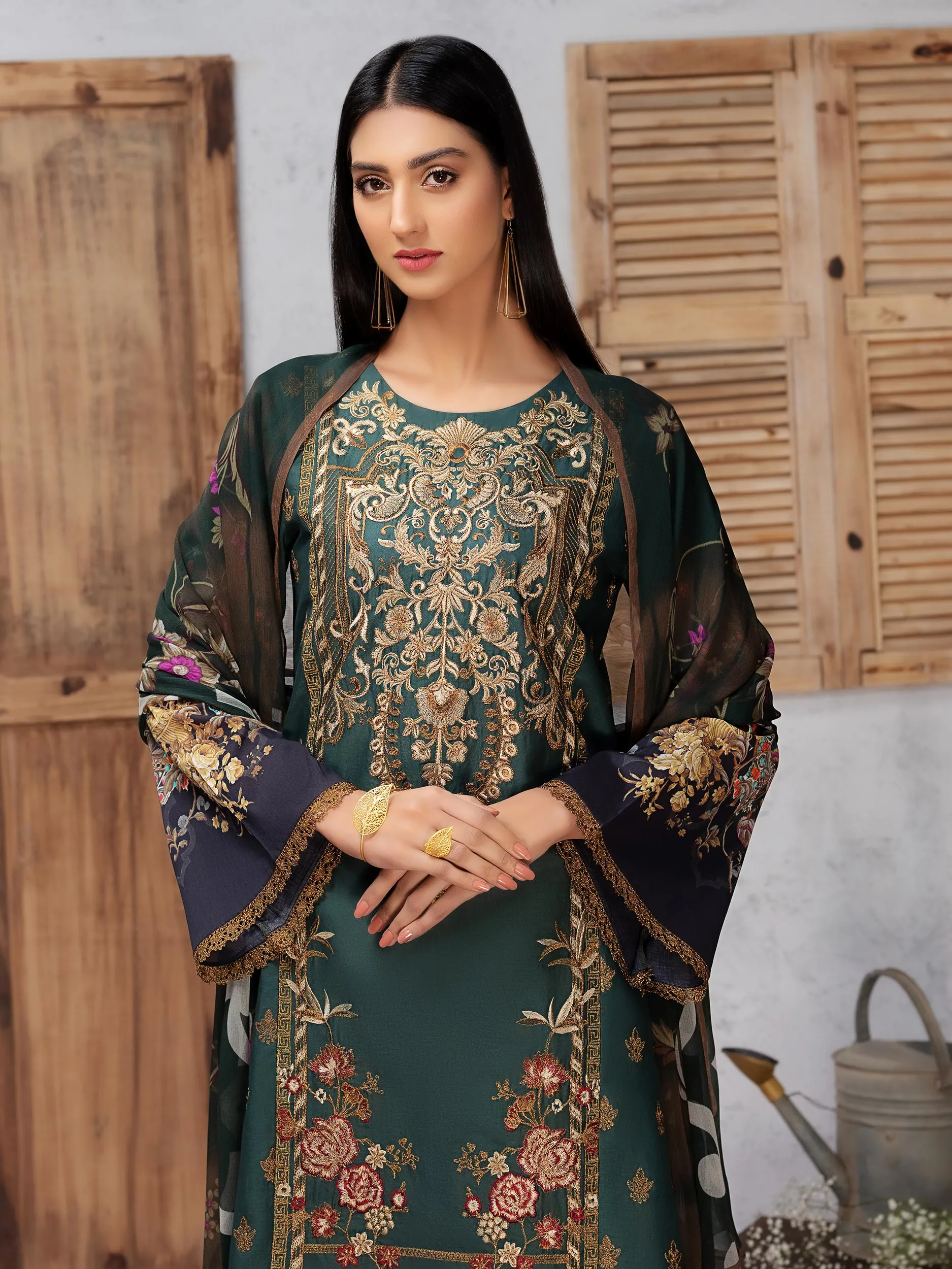 2 Piece Lawn Suit-Embroidered (Unstitched)