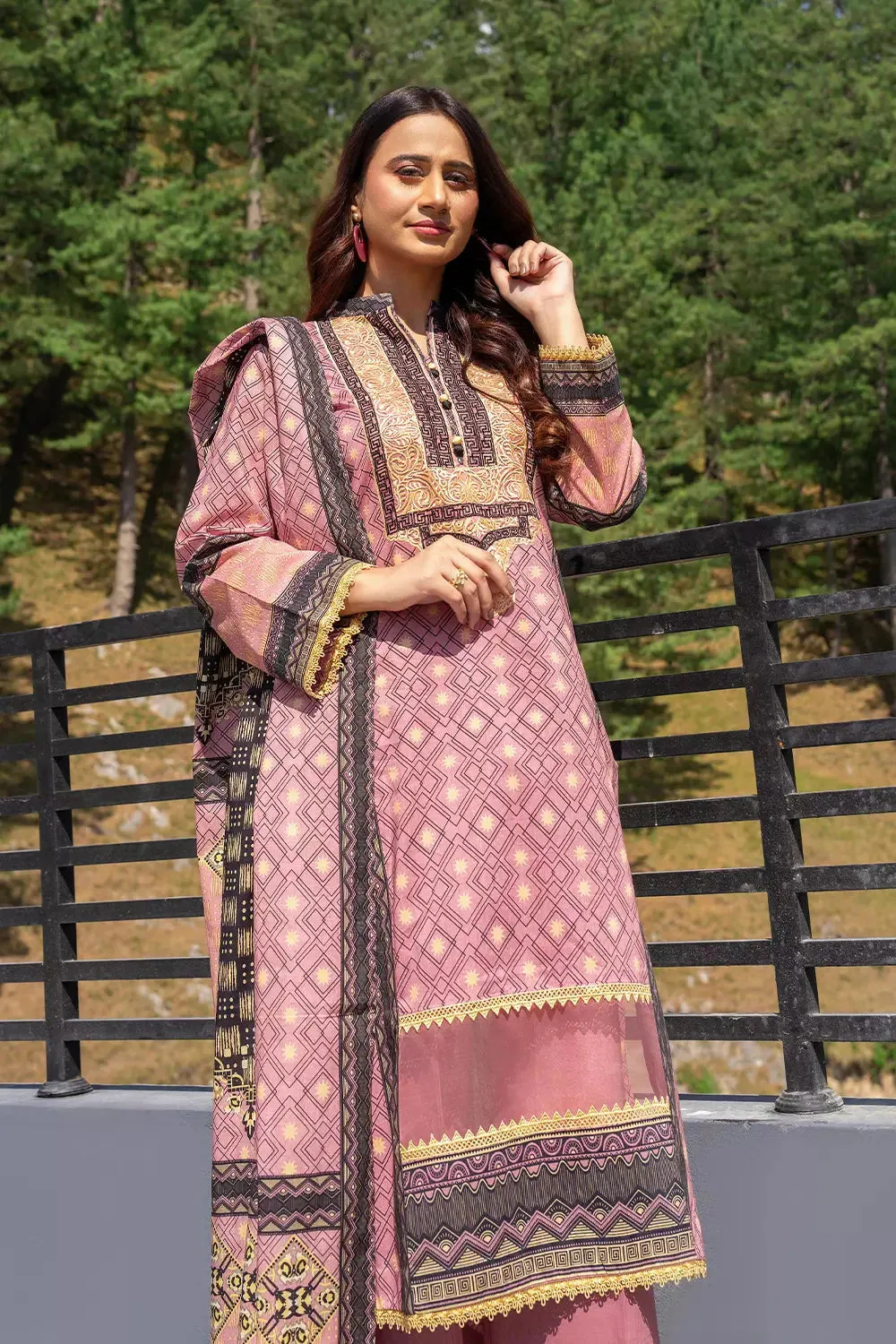 3PC Embroidered Unstitched Lawn Suit KL-2735