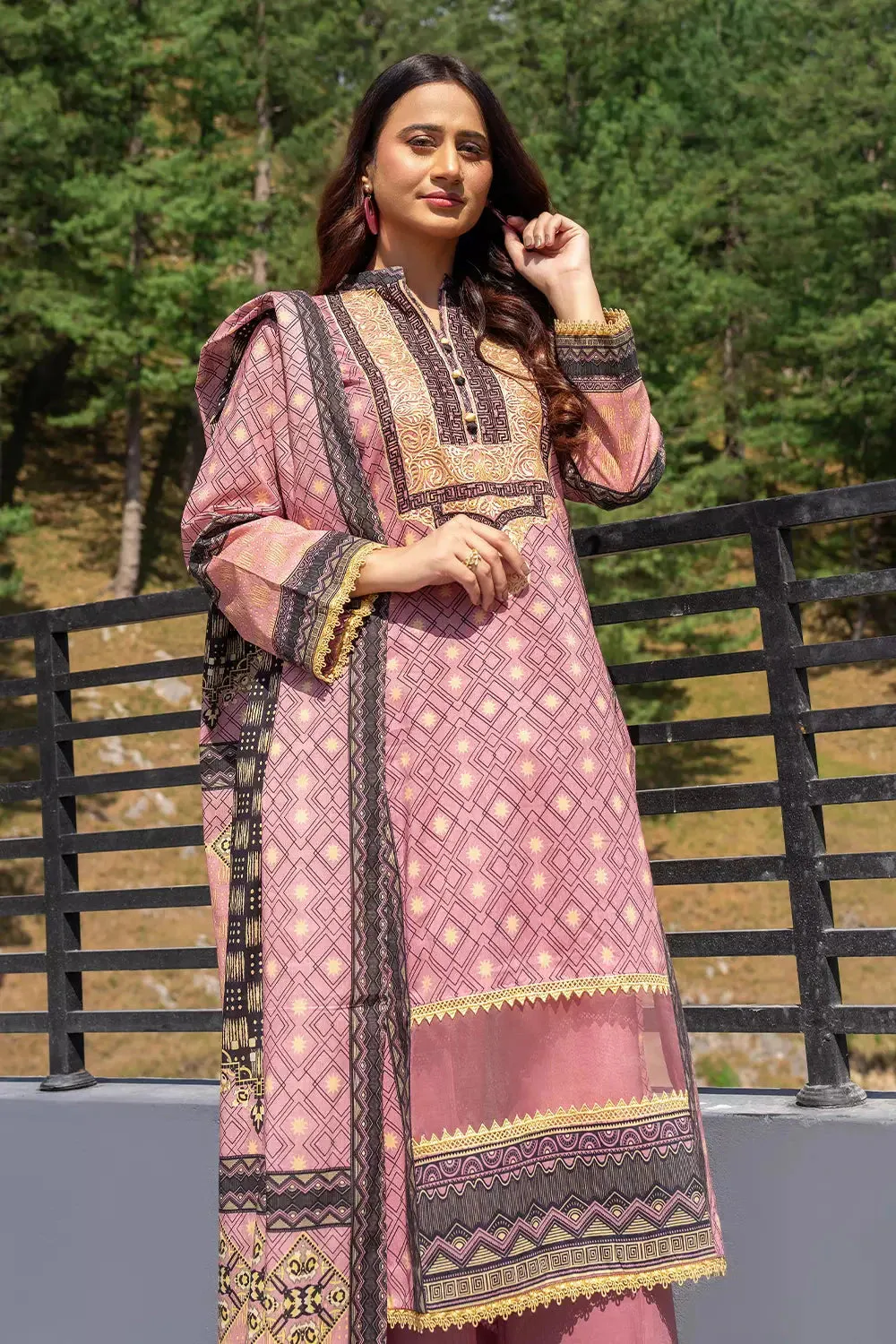 3PC Embroidered Unstitched Lawn Suit KL-2735