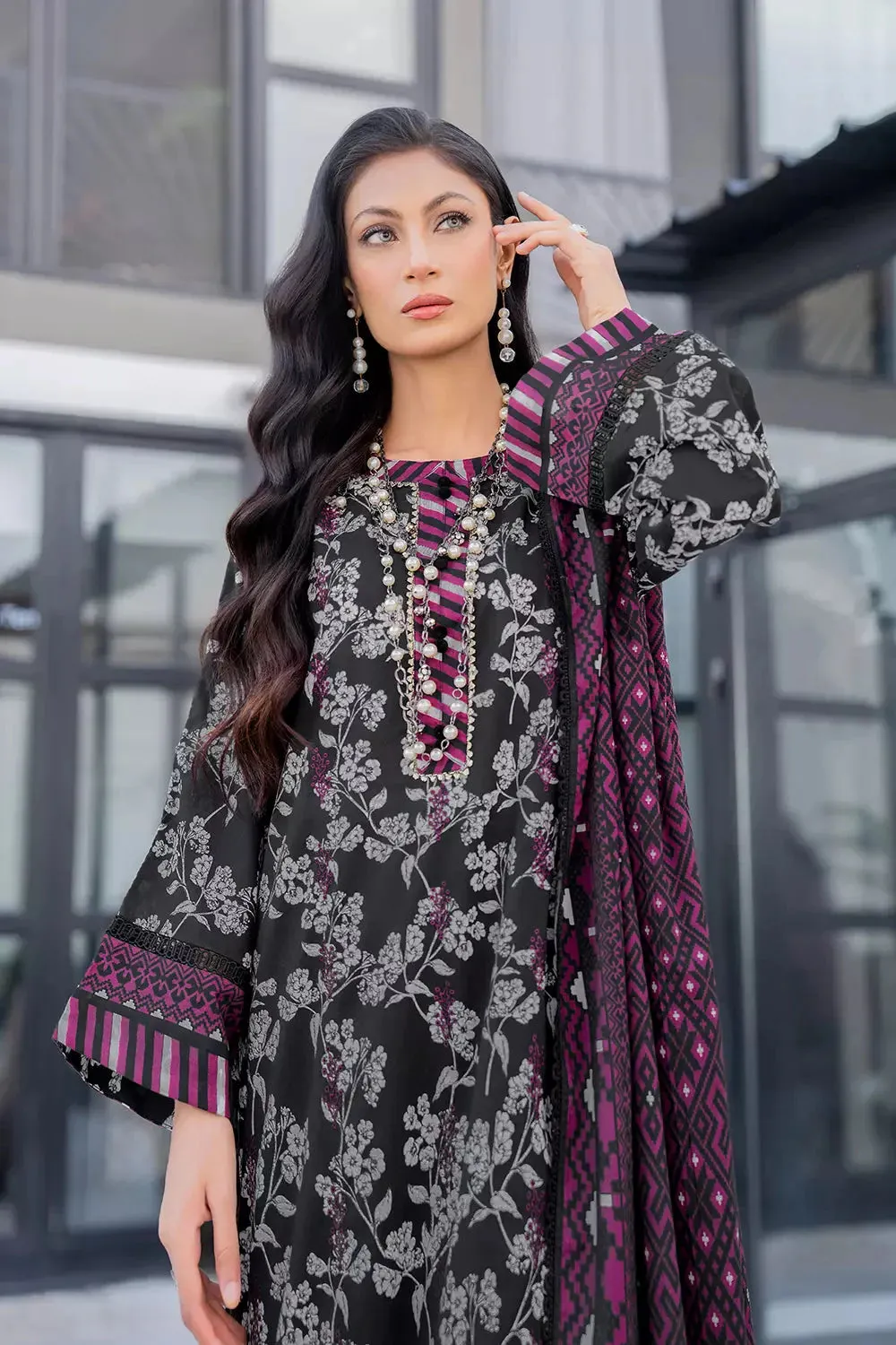 3PC Embroidered Unstitched Lawn Suit KL-2813