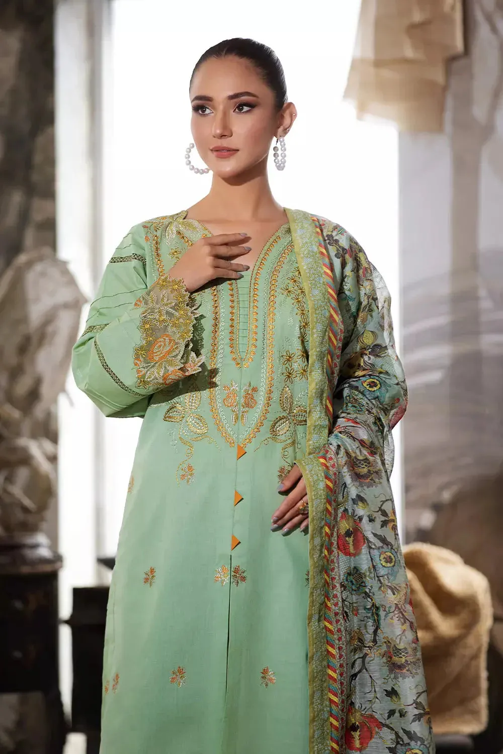 3PC Embroidered Unstitched Lawn Suit KOE-2664