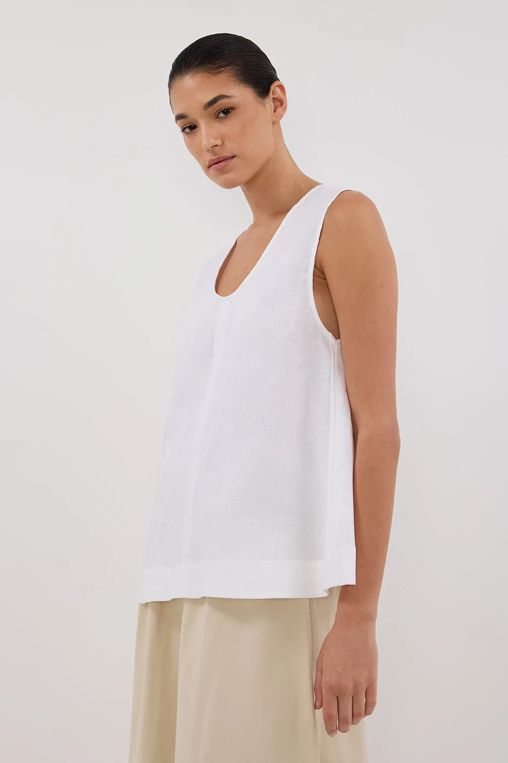 ANA WHITE LINEN SCOOP TOP