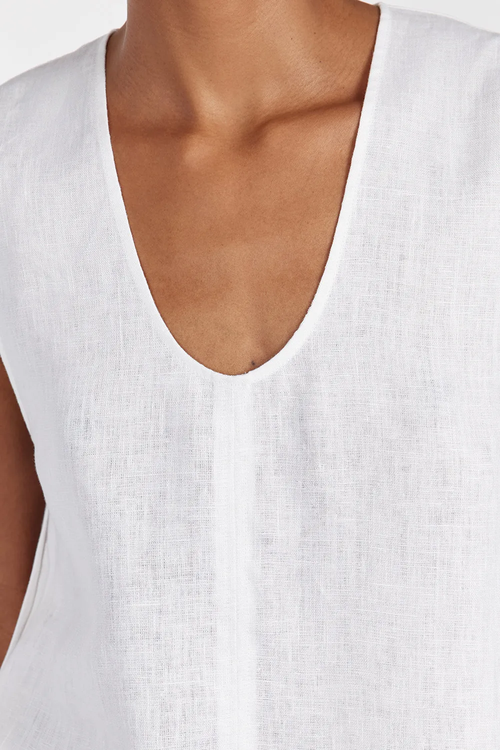 ANA WHITE LINEN SCOOP TOP