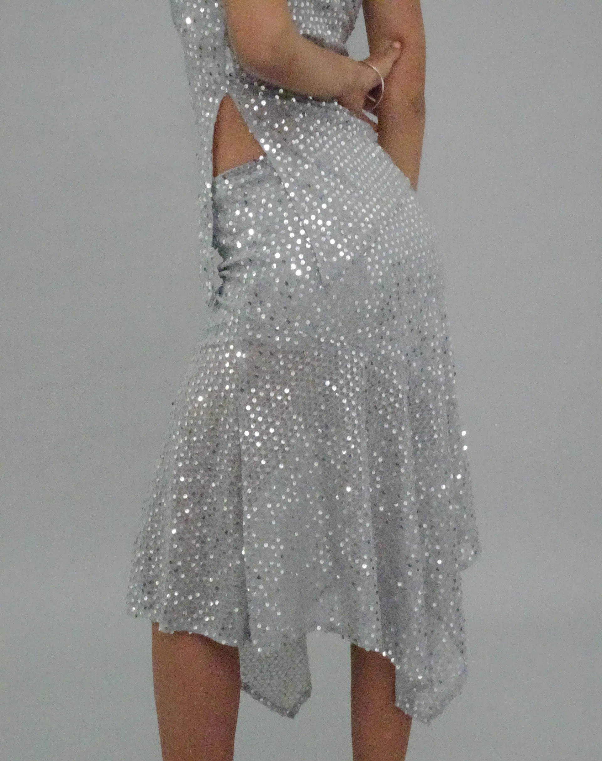 Carita Midi Skirt in Sequin Knit Silver