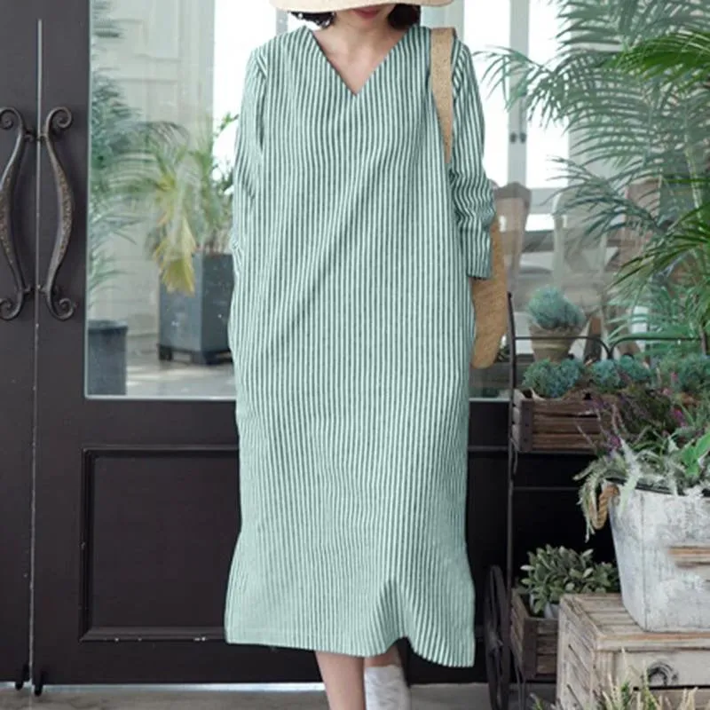 Elegant Striped Women's Dress