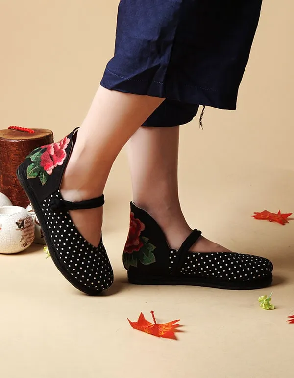 National Style Handmade Embroidered Women's Shoes