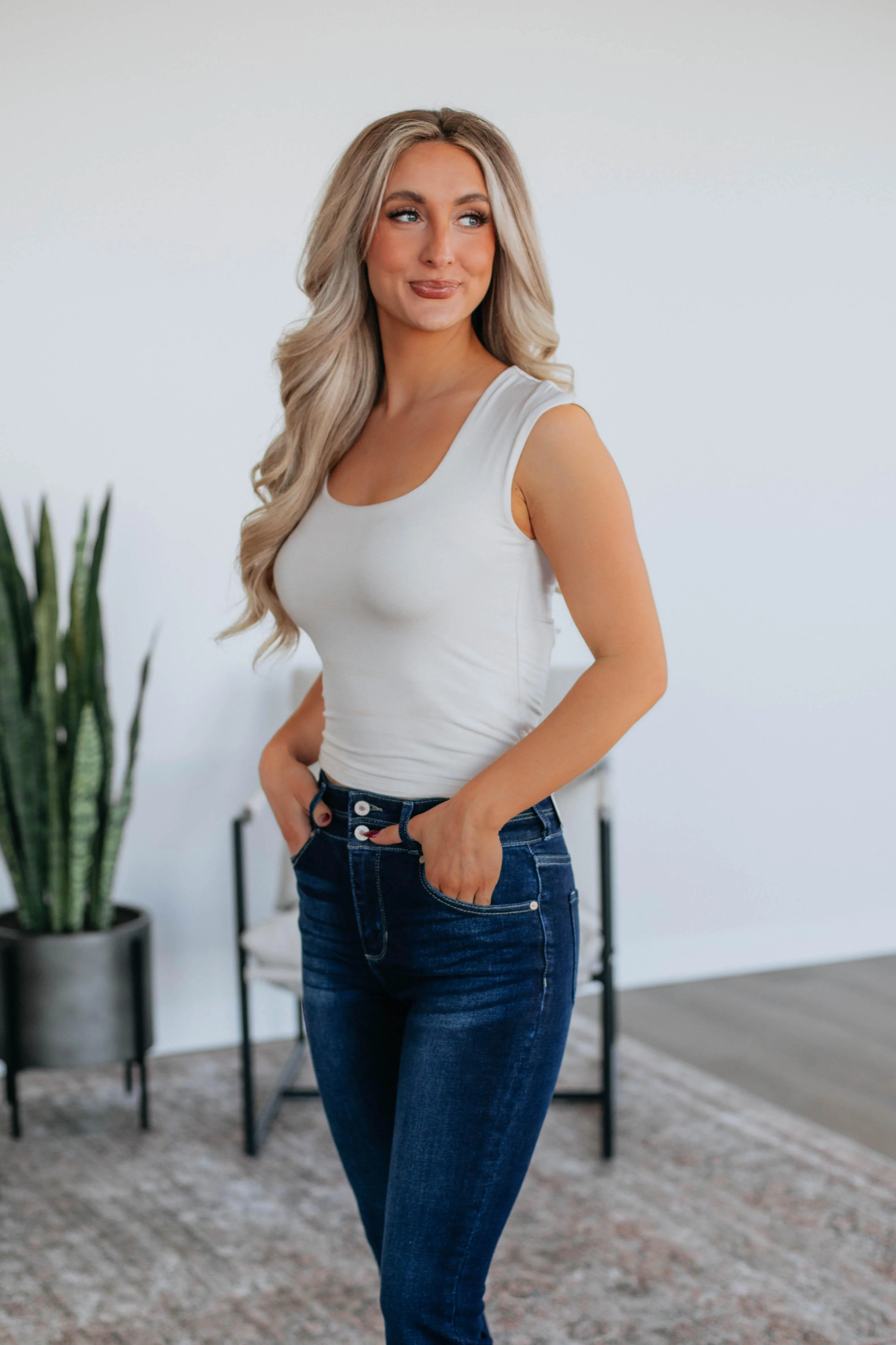 Tessa Basic Top - Ecru