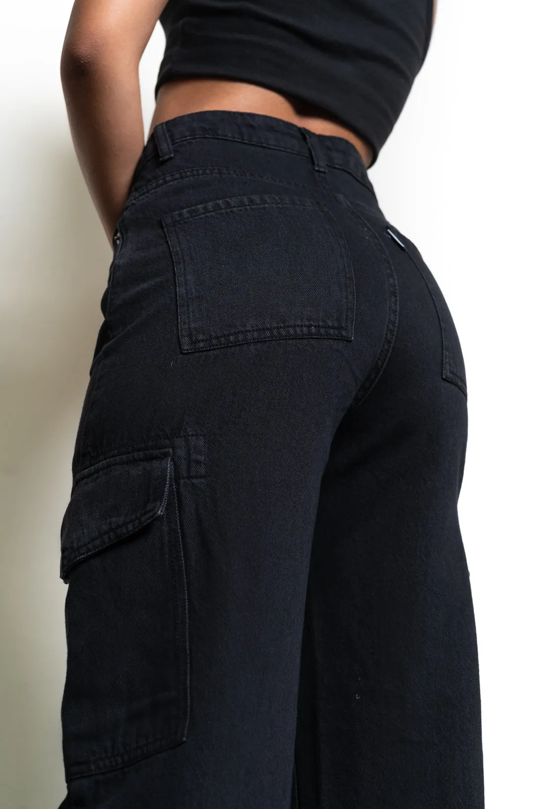 Wide Cargo Utility Jeans In Black